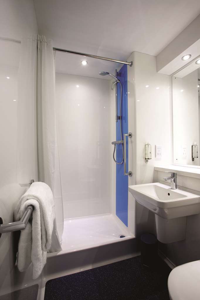 Travelodge Lutterworth Лестър Стая снимка
